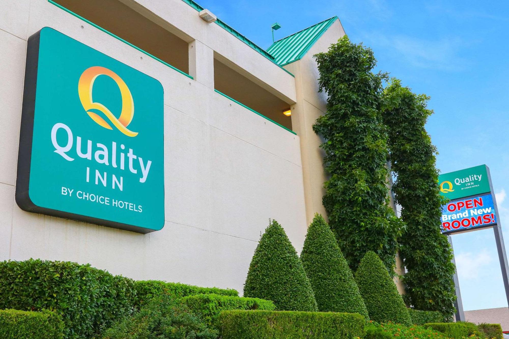 Quality Inn Near The Island Pigeon Forge Dış mekan fotoğraf